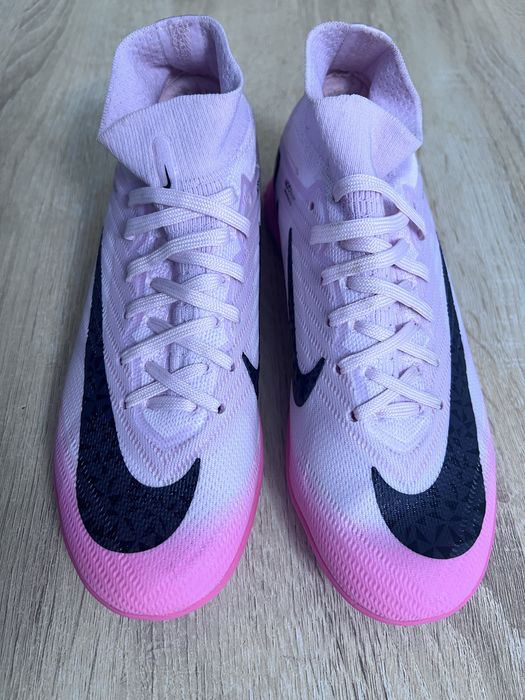 Сороконожка nike оригинал 36,5 размер