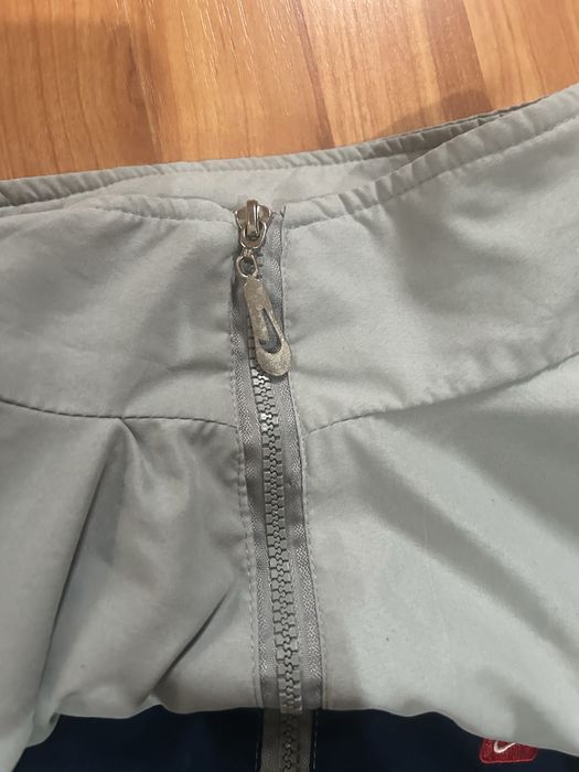 Geaca vintage nike gri