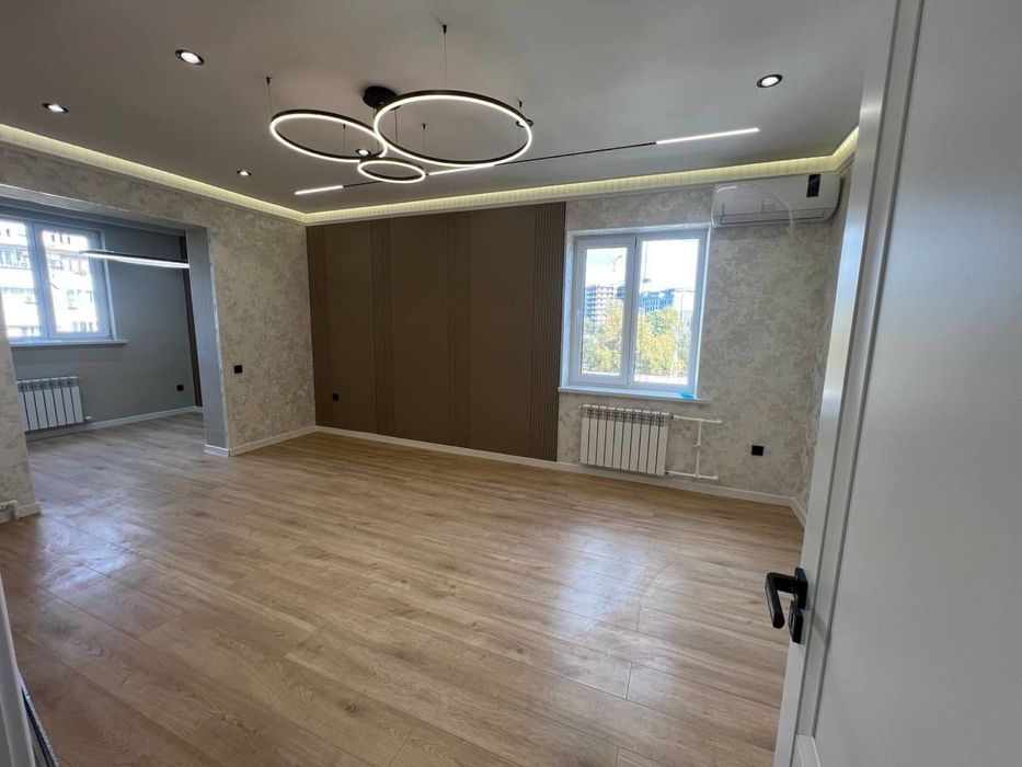 1 в 2 ком/ ул. Бобура