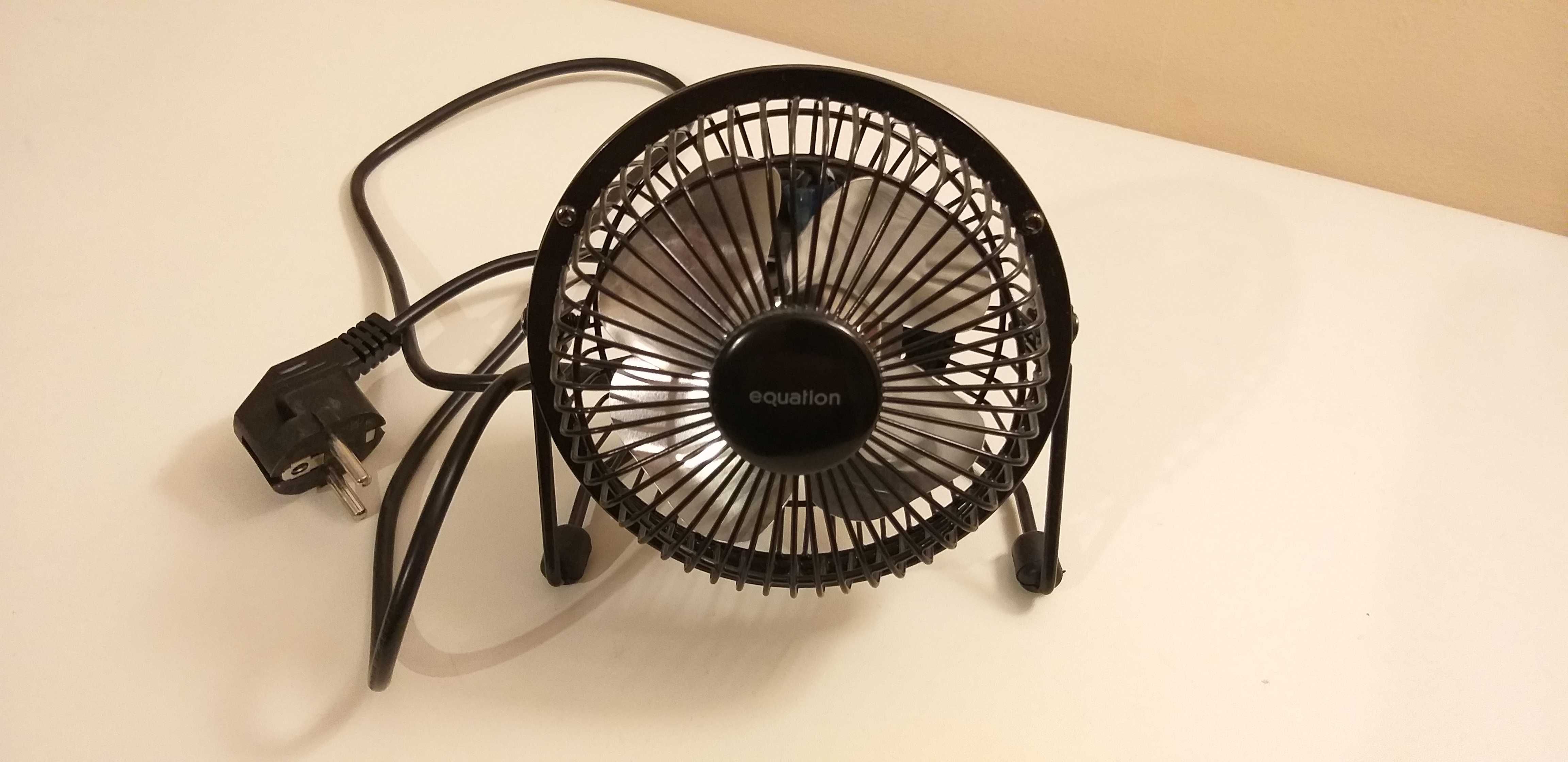 Ventilator mini de birou Equation Lara, 15 W, Ø 10 cm, o viteza, negru
