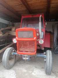 Vând tractor Fiat 45