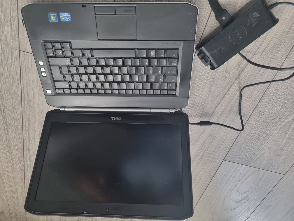 Laptop Dell I5 , 8 gb ram