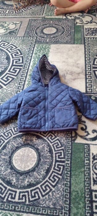 Продам детскую куртку