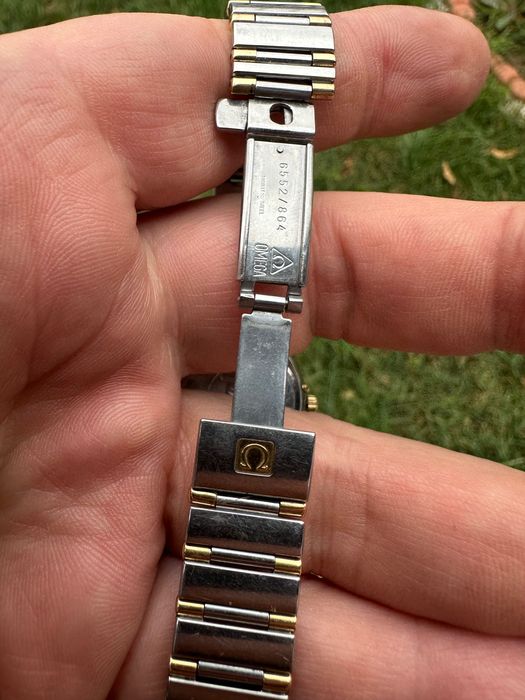 Омега дамски часовник 18к злато стомана. Omega constellation