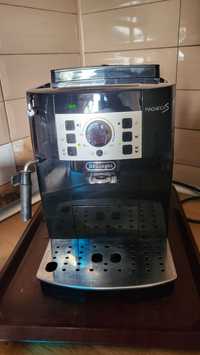 Espressor automat De'Longhi Magnifica S cafea boabe dar si macinata