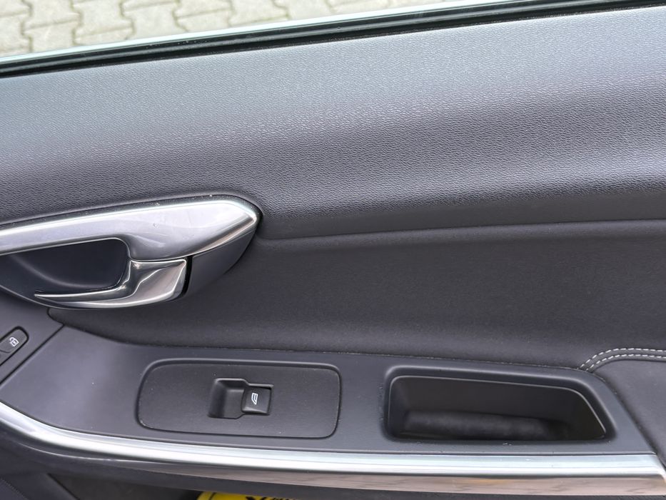 Volvo v60 d2 manual 1.6 manual 2014