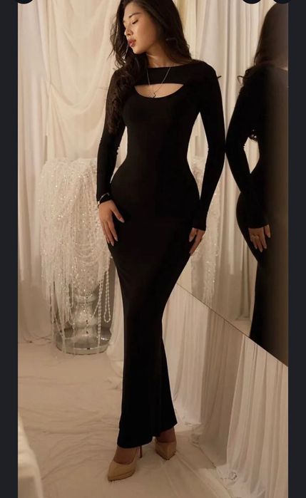 Продам чёрное красивое  платье