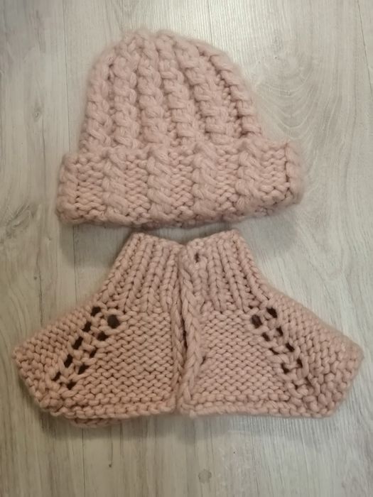 Зимняя, красивая шапка