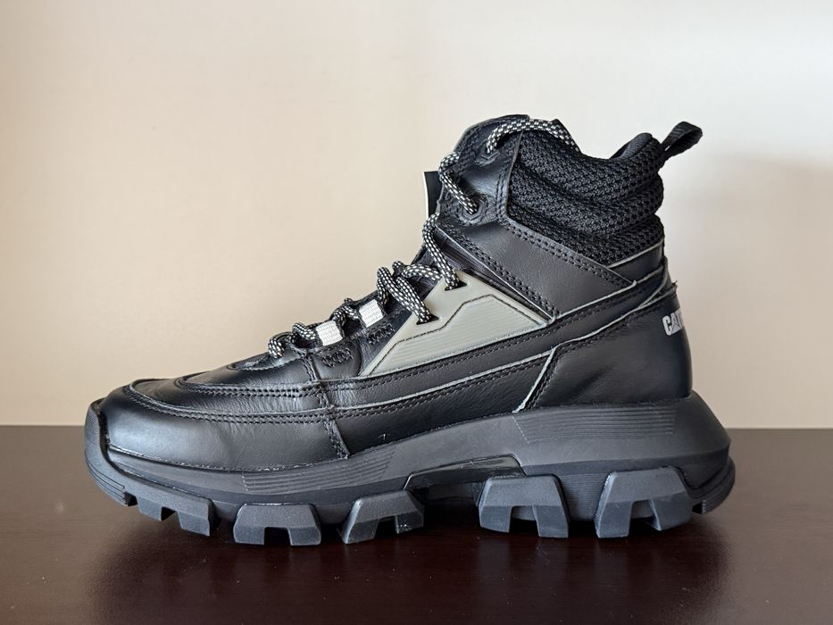 Caterpillar 40номер 25см Стелка Нови с Кутия Естествена Кожа