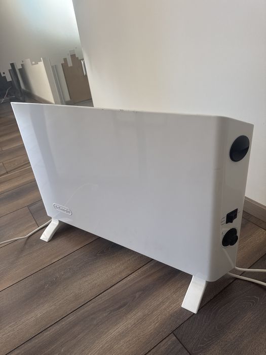 Електрически конвектор Delonghi