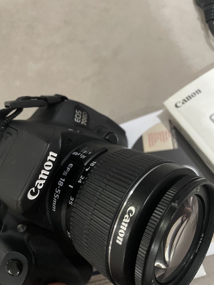 Продам фотоаппарат Canon700D