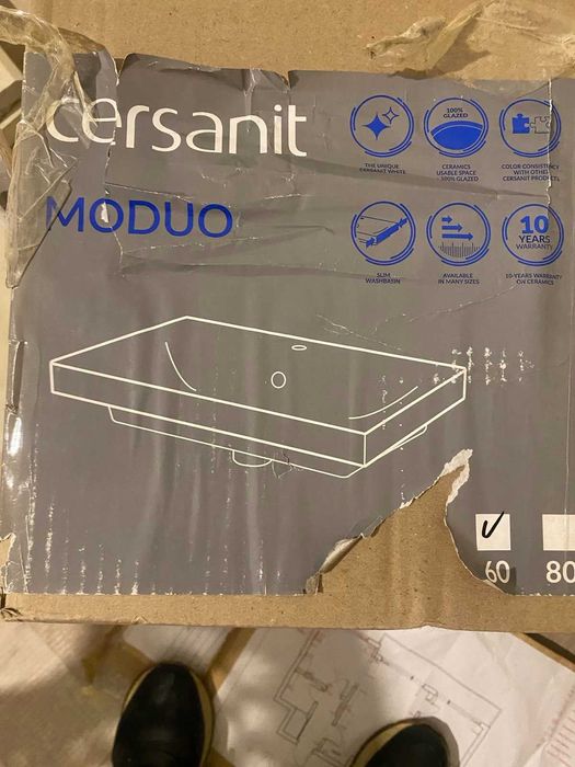 Долен шкаф за баня с вградена мивка Cersanit 60 см