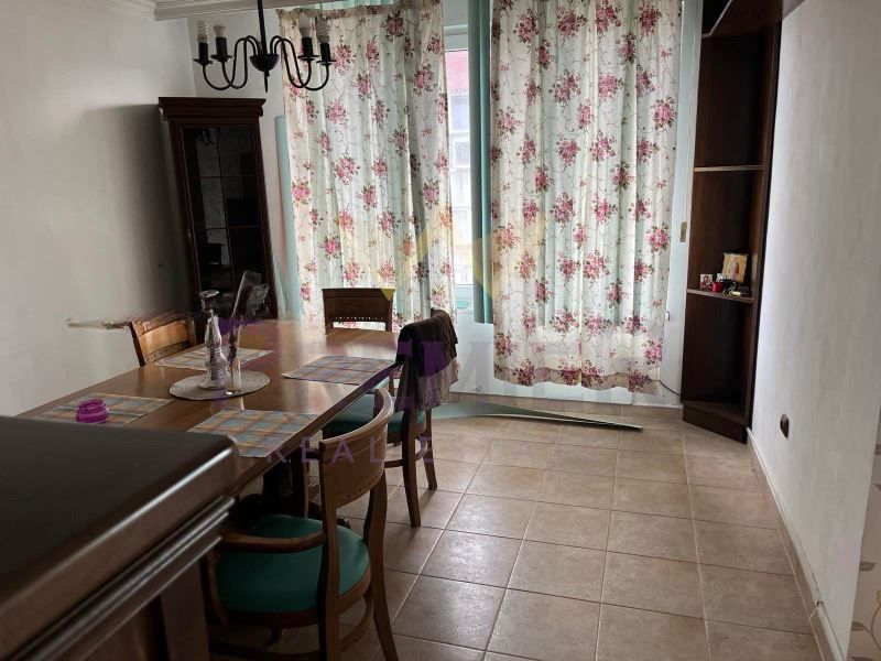 Продава се Мезонет в Варна, Лятно кино Тракия - 170 кв.м за 2353 €/кв.м - Снимка #2