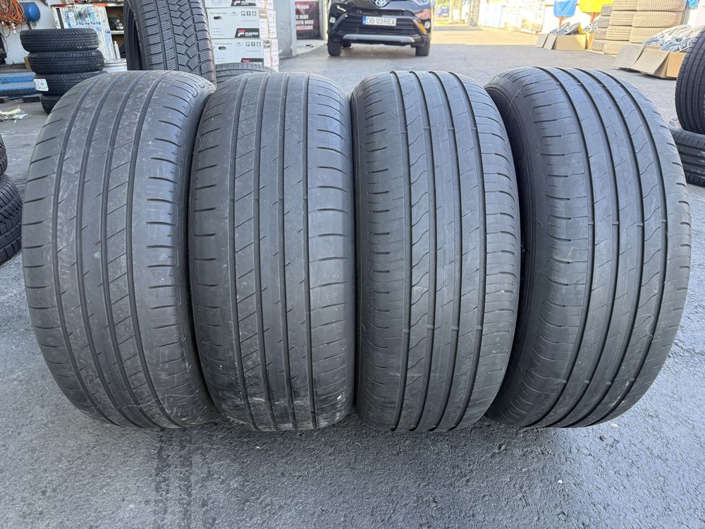 215/55 R17 GOODYEAER EfficientGrip anvelope vara