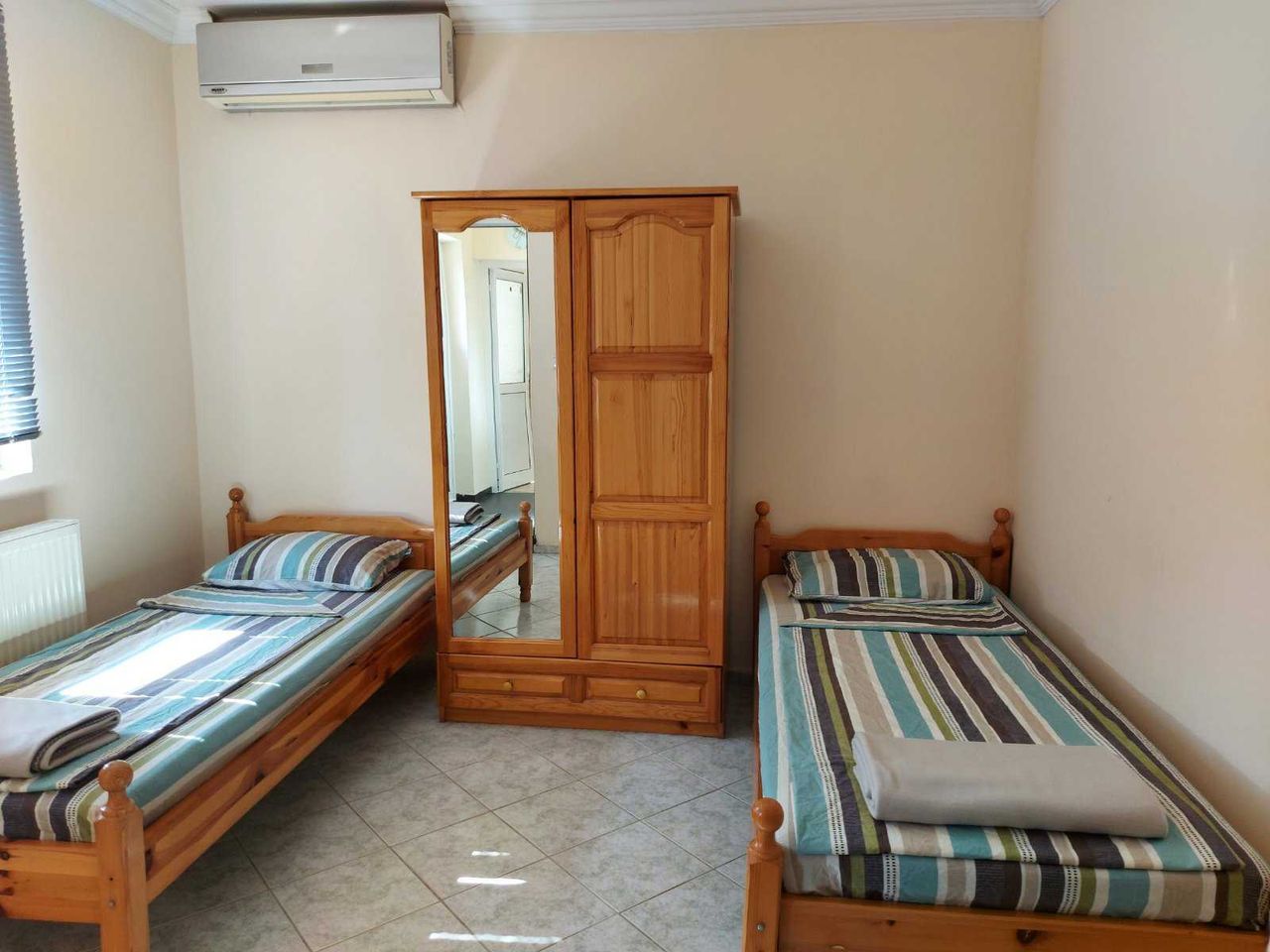 Продава се Къща в с. Кранево, Област Добрич - 364 кв.м за 770 €/кв.м - Снимка #12