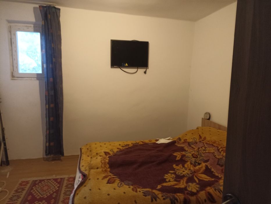 Casa 3 camere de vanzare