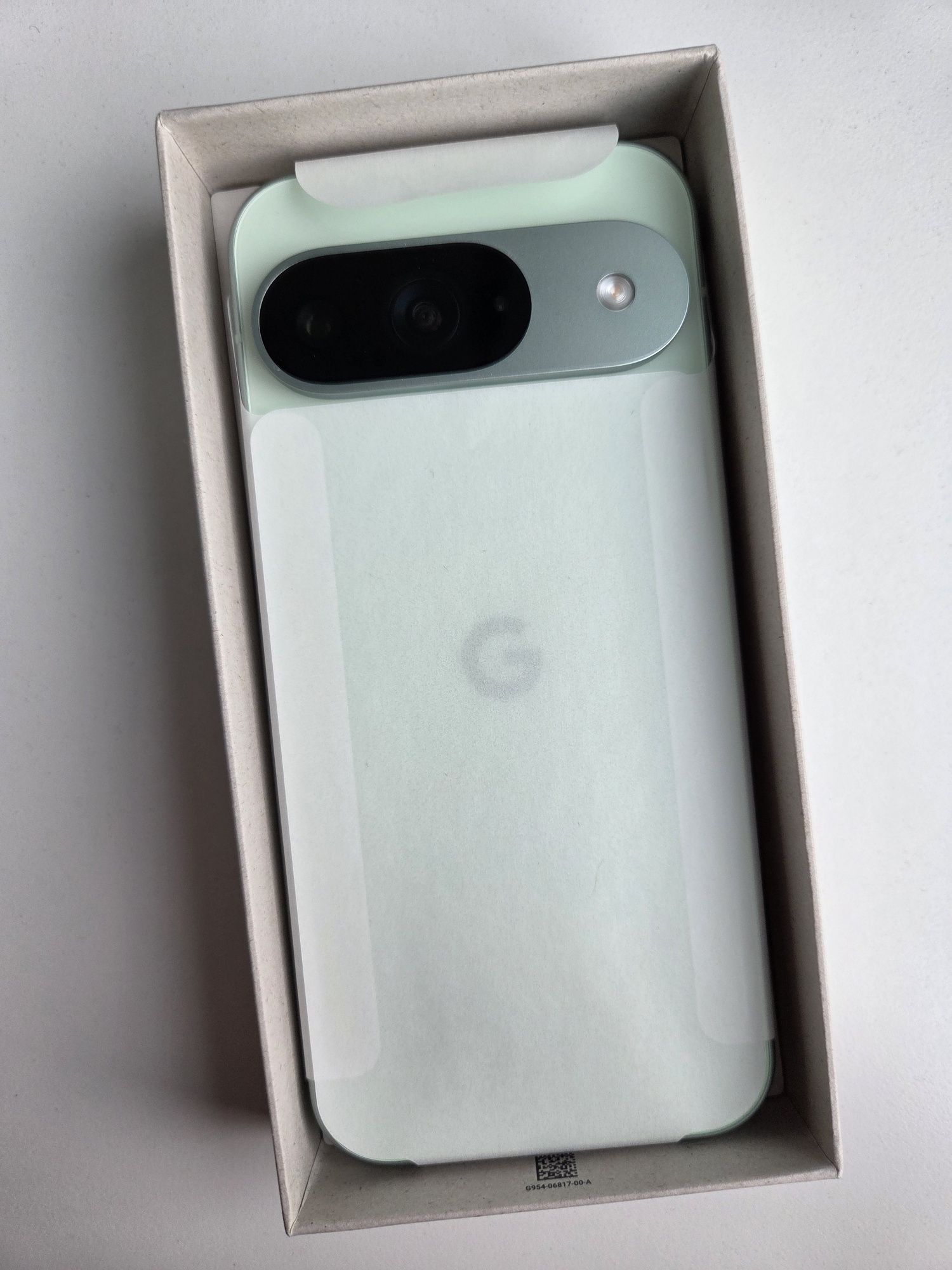 Google - Pixel 9, 6.3",12GB/256GB, Wintergreen