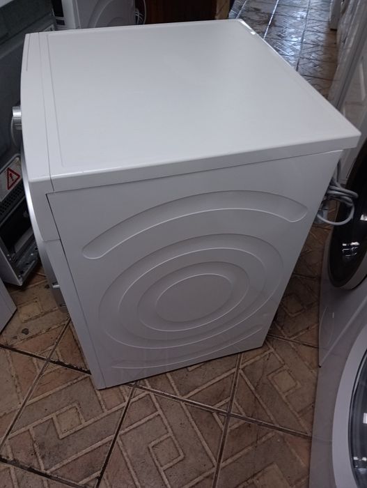 Сушилня с термопомпа Сименс Siemens IQ 700 A+++ 8кг 2 години гаранция