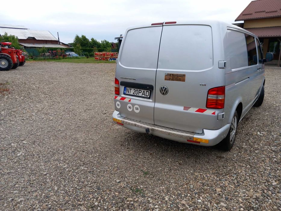 Transporter T 5, 2005, 1,9 cm3 , 4+1 locuri
