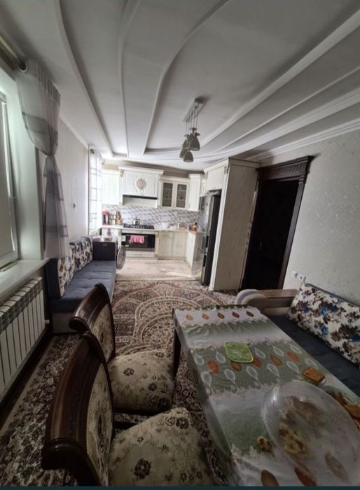 Сдаётся большая люкс квартира  в центре города Нукуса. 1500 $