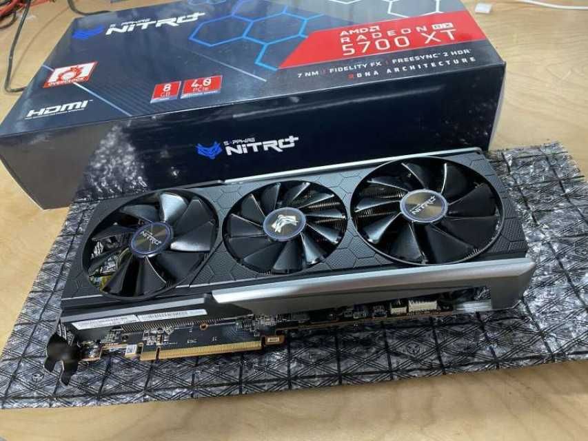 видеокарта Sapphire Nitro + 5700 XT