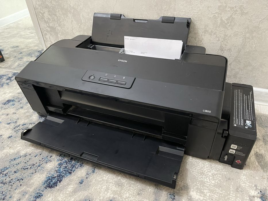Продам A3 цветной принтер Epson L1800
