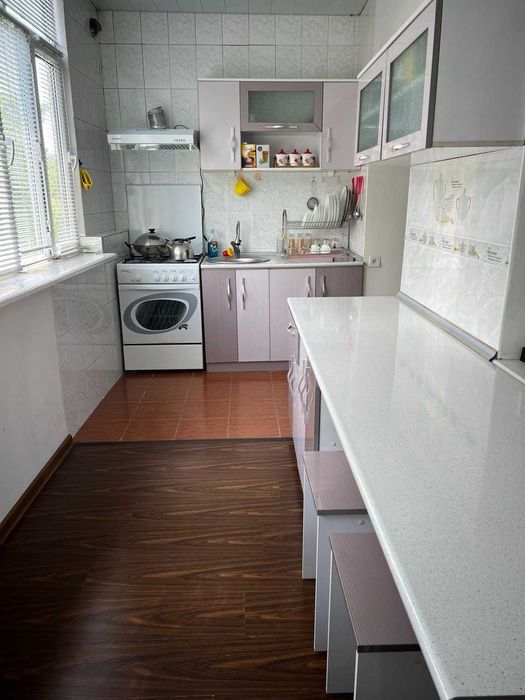 Uy sotiladi. 2 xonali 3 hona qilingan