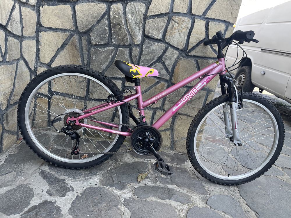 Bicicleta vivid cu schimbător roti 24”