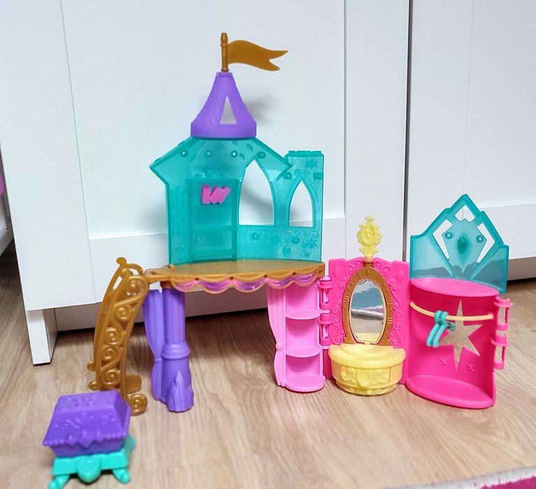 Castel my little pony