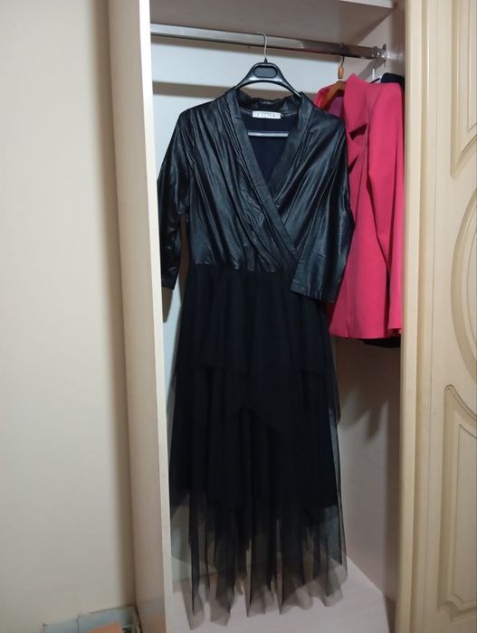 Чёрное вечерное платье!