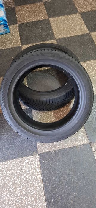 2бр. 225/45/17 Bridgestone 6mm грайфер, дот 22г. Безплатен монтаж