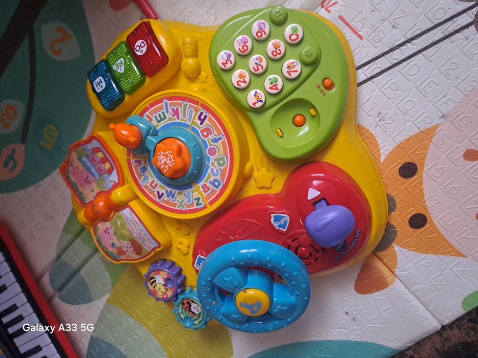 Joc de activități cu sunete și lumini