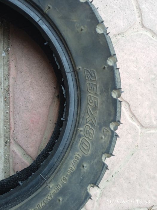 Продам резину от электросамокат куго М4 про