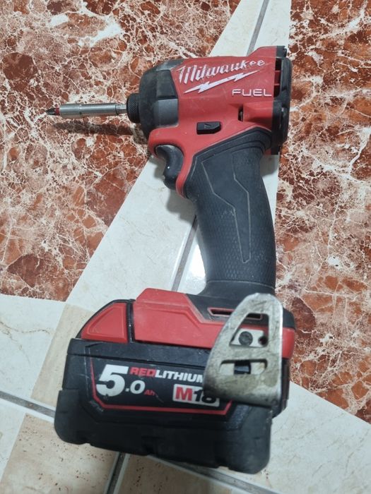 Hilti milwaukee dewalt