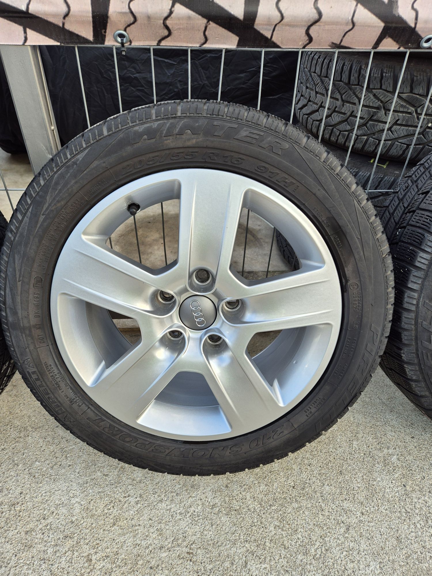 Джанти Audi 16 цола , 5х112 , 7j , et42 , 205/55/16 Vw , Seat  Skoda