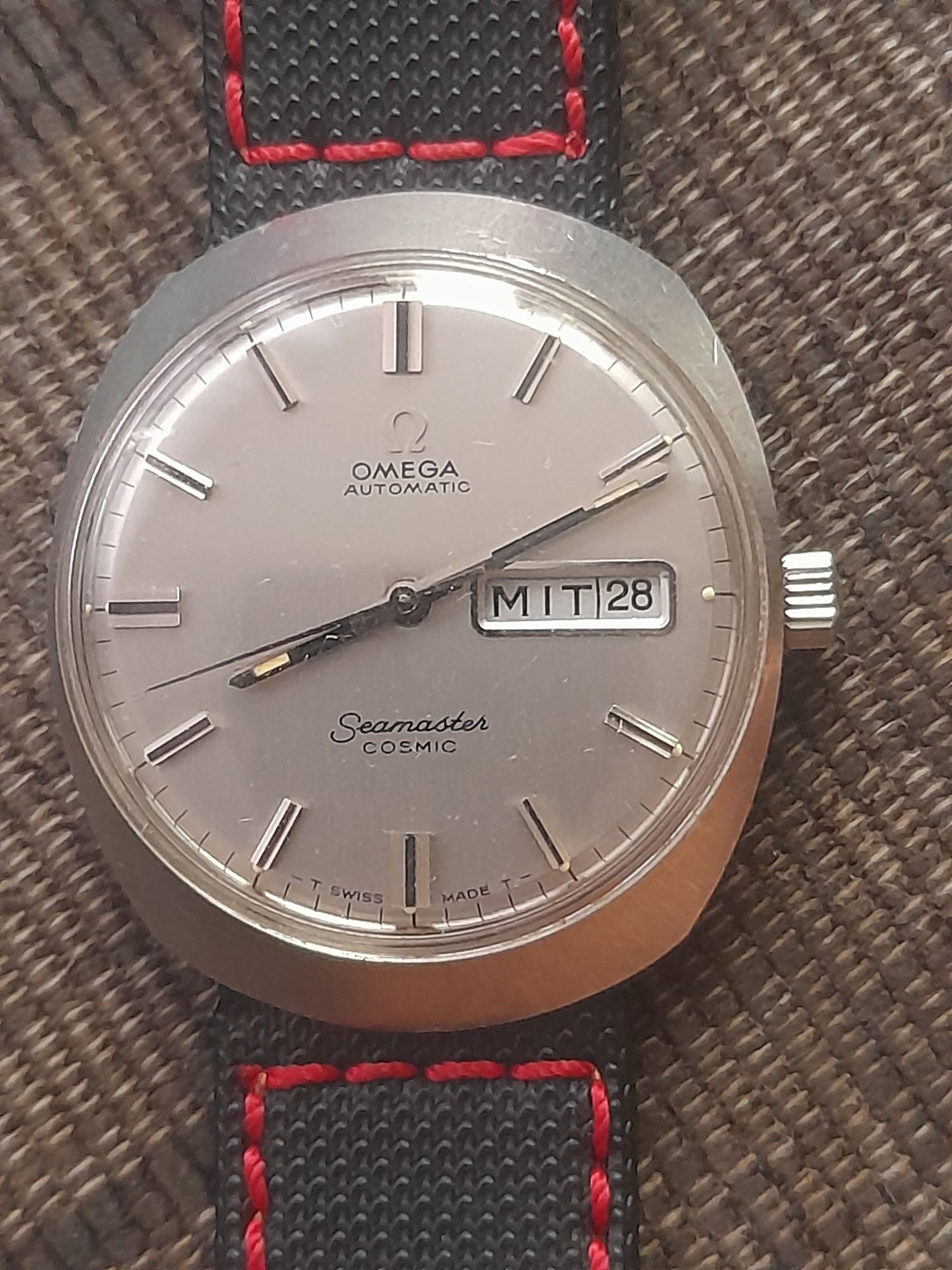 Часовник Omega automatic vintage