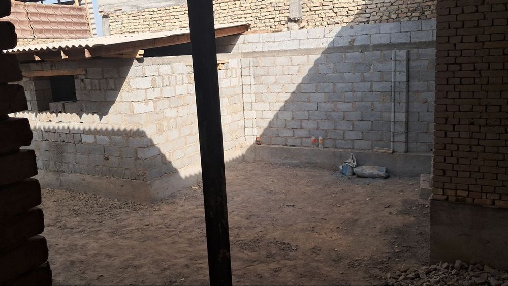 Уй сотилади манзи Ибинсино Шодиёна кочасида