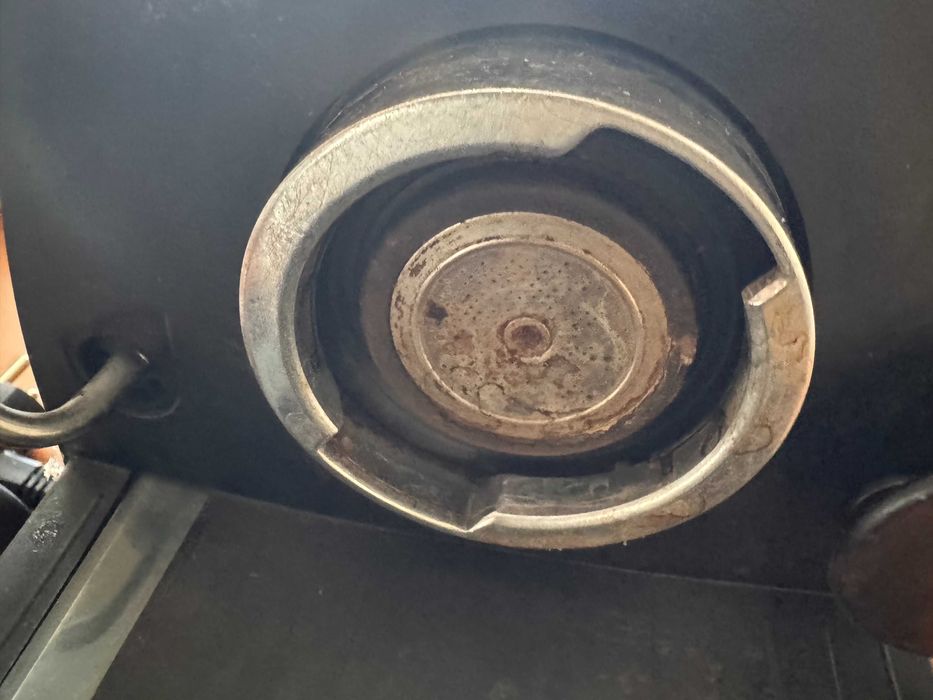 Кафемашина за еспресо DeLonghi EC155 1100W