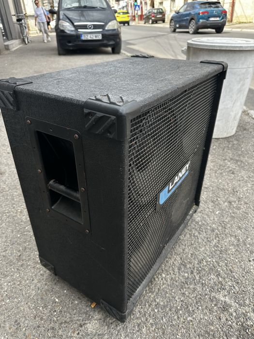 Boxa Bass Laney 200W