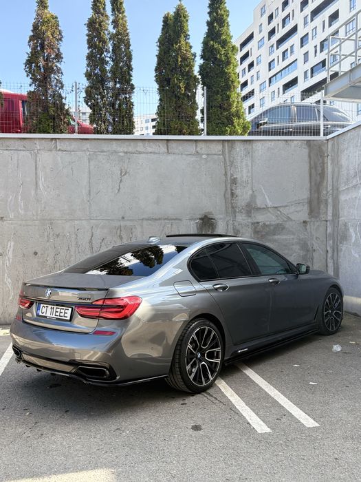 BMW 750i X-Drive