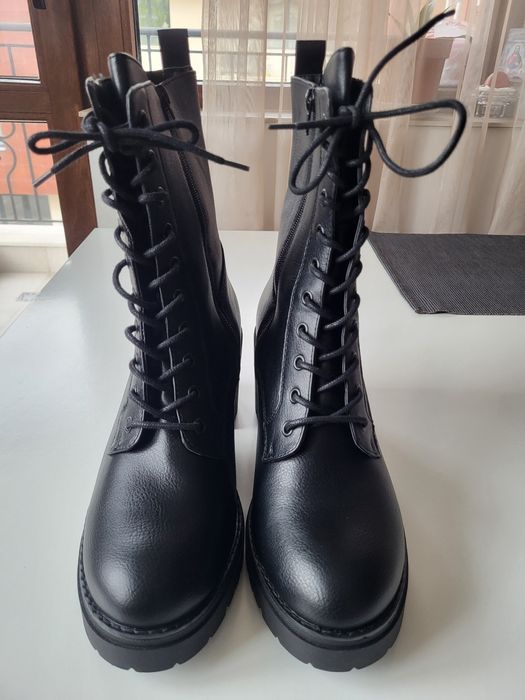 Дамски боти, Номер 43