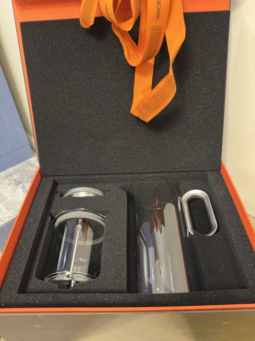 Бродам чайник Bork