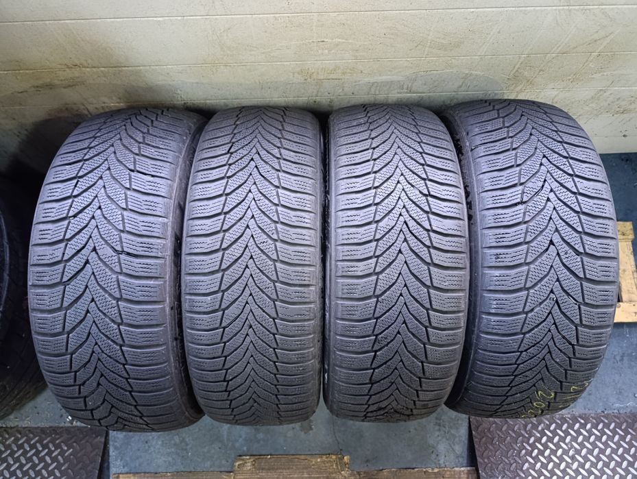 Anvelope de iarnă 215 55 17 Nexen dot 2022