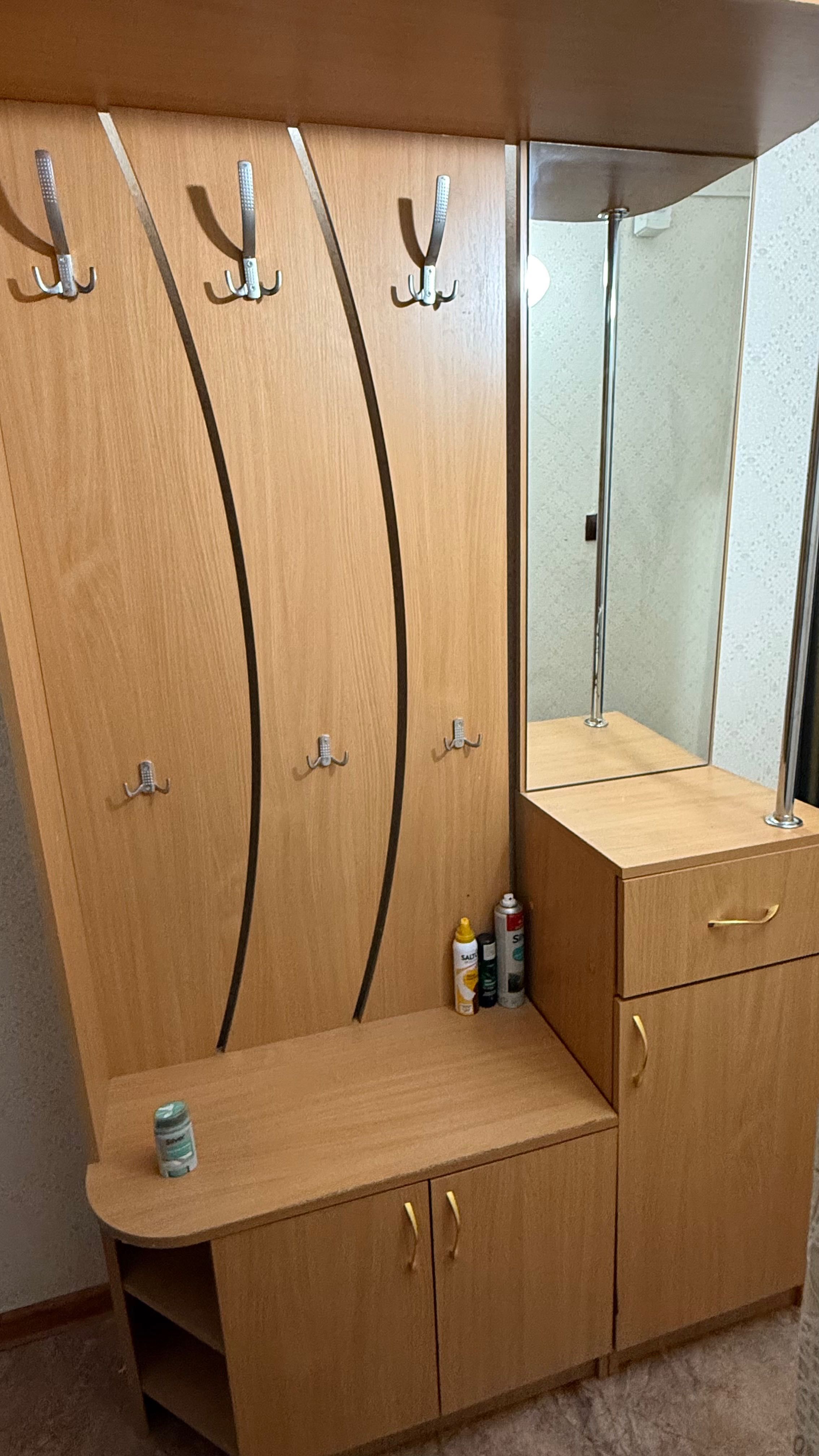 Мебель в прихожую б/у