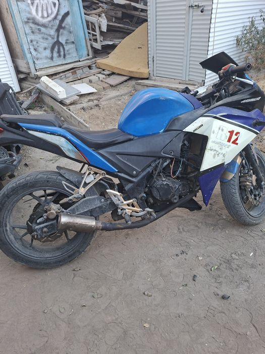 Продам мотоцикл Motrack R12