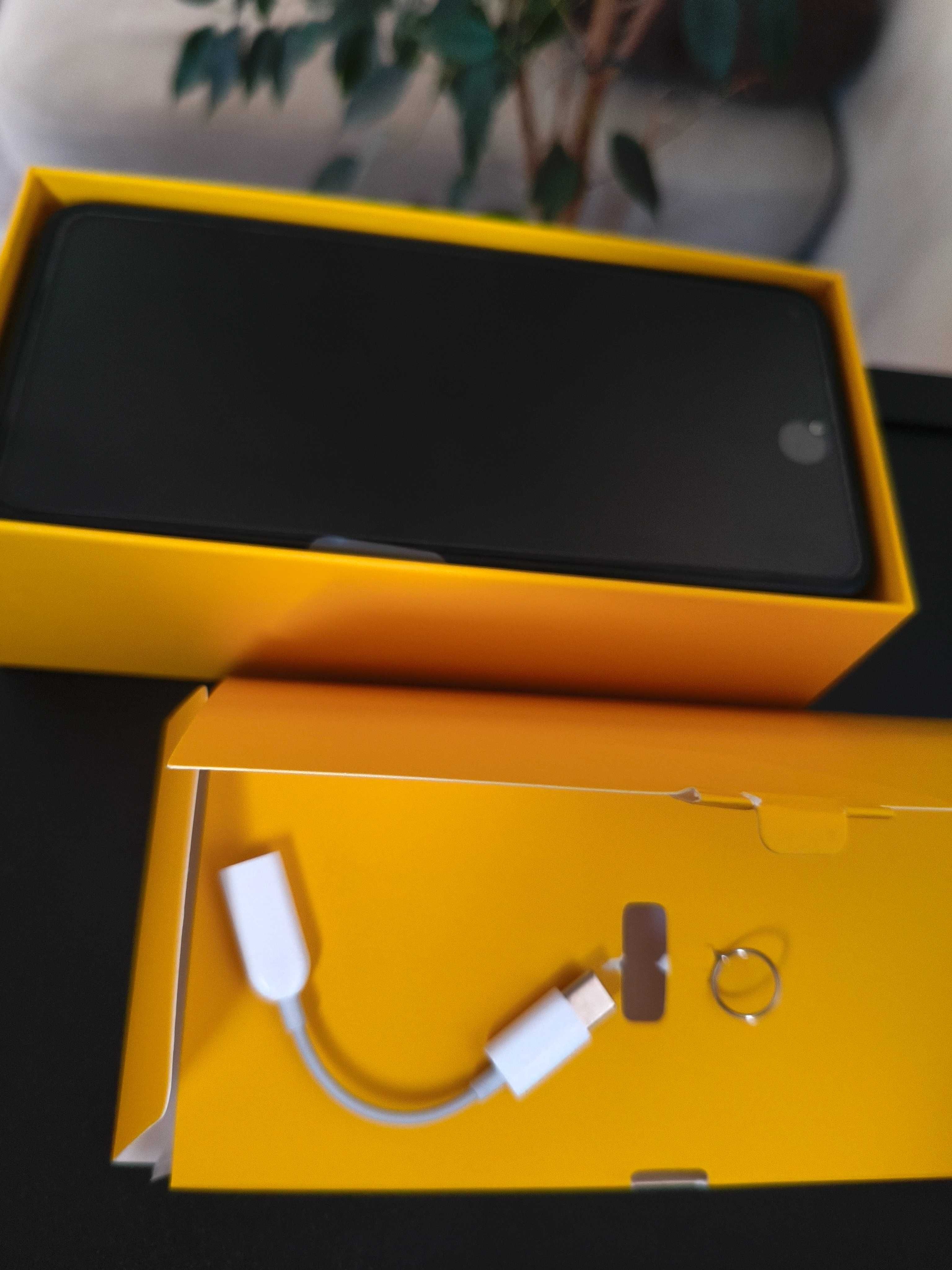 Продавам Xiaomi POCO F3, Dual SIM, 256GB, 8GB RAM цвят Night Black 5G