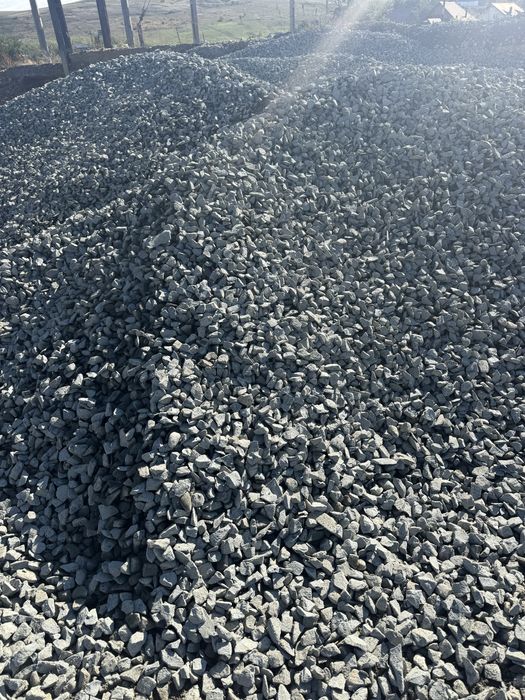 Piatra pentru drum, parcari