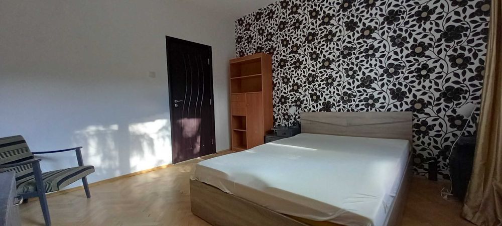 Дава се под наем Двустаен апартамент в София, Изгрев - 64 кв.м за 499 € - Снимка #2