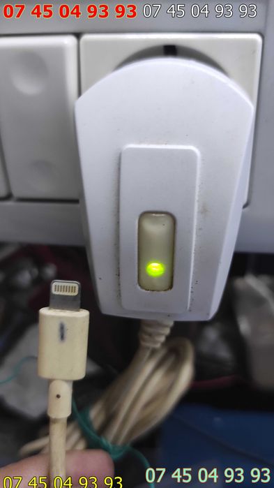 alimentator incarcator iphone 5v 1A