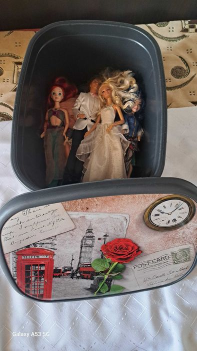 Chilipir: Papusi Barbie originale